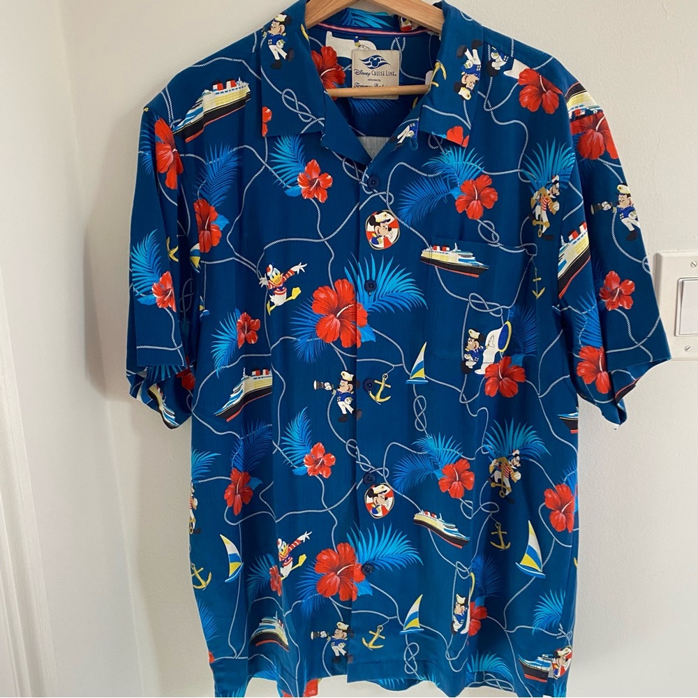 NWT Tommy Bahama Disney Cruise Hawaiian Shirt